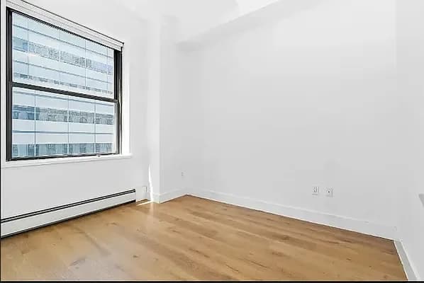 53 Park Place #7H, Manhattan, NY 10007 apartment_living_room 1