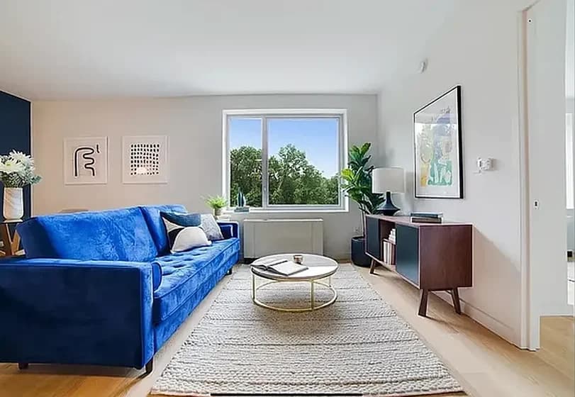 65-70 Austin Street #204, Queens, NY 11374 apartment_living_room 1
