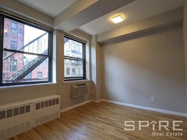 22 Jones Street #5E, Manhattan, NY 10014 1