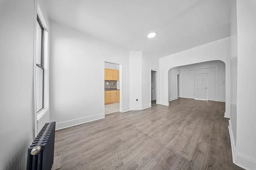 1270 Hancock Street #3R, Brooklyn, NY 11221 apartment_living_room 1