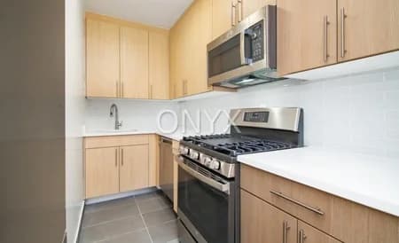 410 West 53 Street #521, Manhattan, NY 10019
