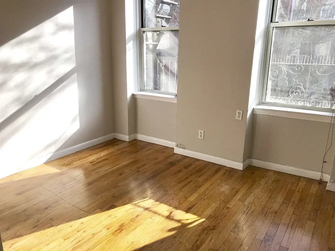 431 East 9 Street #13, Manhattan, NY 10009 apartment_living_room 1