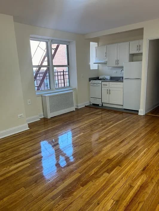 2044 21 Drive #6F, Brooklyn, NY 11214 apartment_dining_room 1