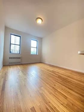 490 East 74 Street #7D, Manhattan, NY 10021