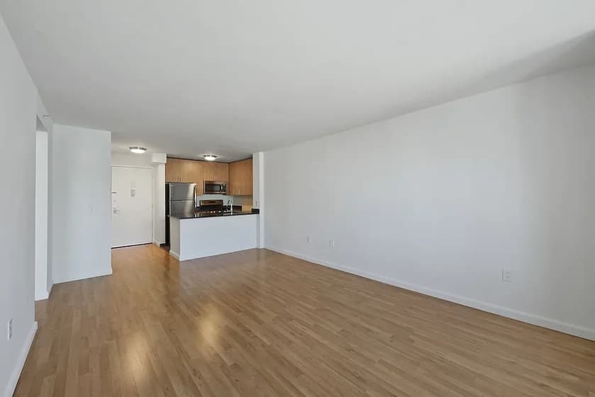 66 West 38 Street #34B, Manhattan, NY 10018 apartment_living_room 1