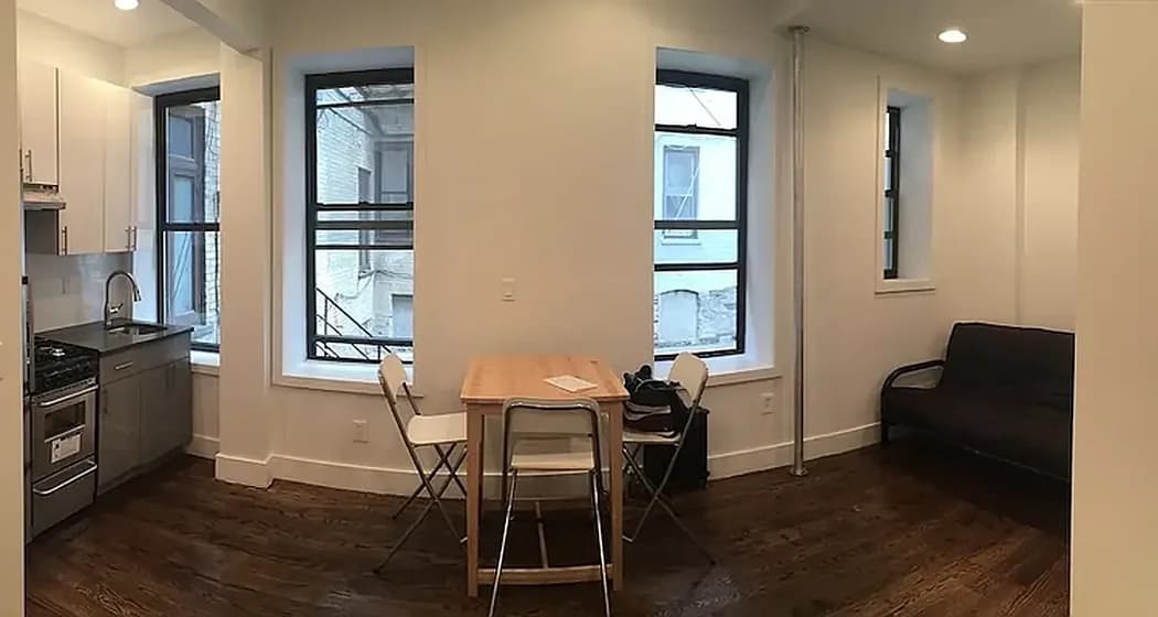 410 Eastern Parkway #1E, Brooklyn, NY 11225 apartment_living_room 1