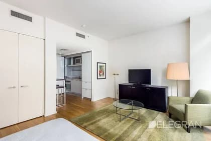 18 West 48 Street #6C, Manhattan, NY 10036