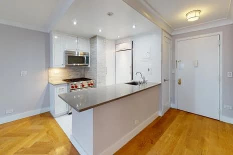 28 West 97 Street #50-12R, Manhattan, NY 10025 1