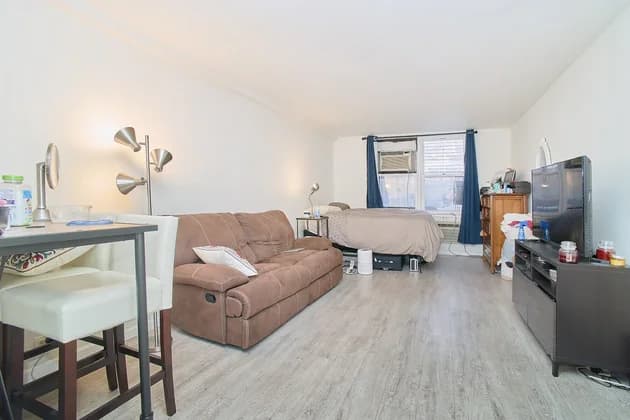 165 Christopher Street #LJ, Manhattan, NY 10014