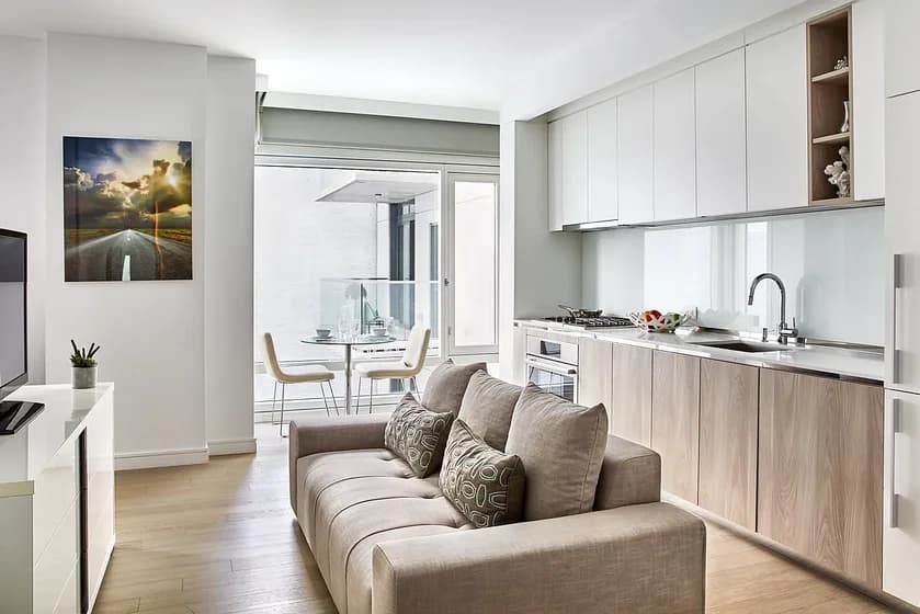 260 W 52 St #12E, Manhattan, NY 10019 apartment_living_room 1