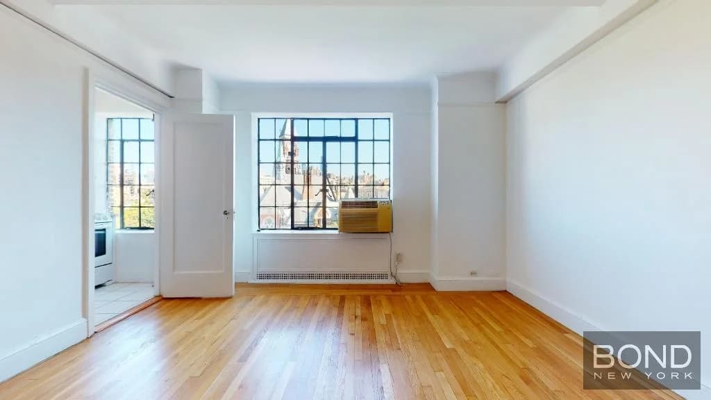 1 Christopher Street #7F, Manhattan, NY 10014 1