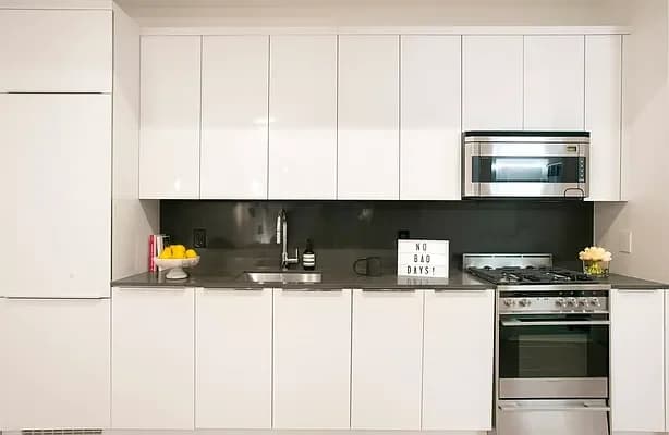 180 Water Street #1821, Manhattan, NY 10038