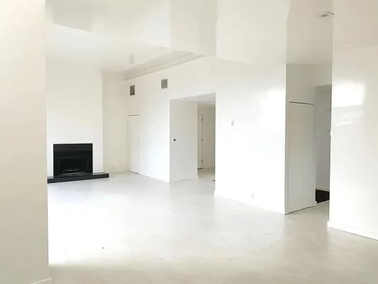 216 East 47 Street #2NDFL, Manhattan, NY 10017