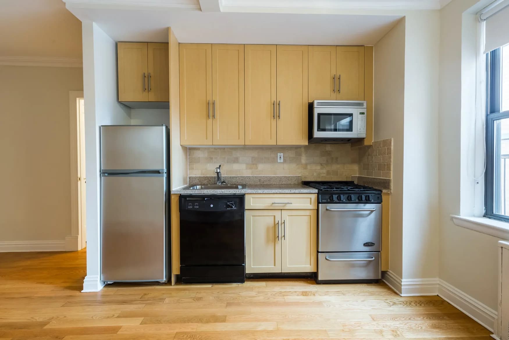 108 West 15 Street #006J, Manhattan, NY 10011 1