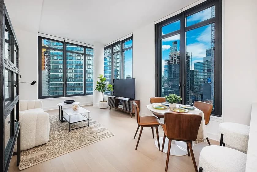 27-05 Thomson Avenue #10B, Queens, NY 11101 apartment_living_room 1