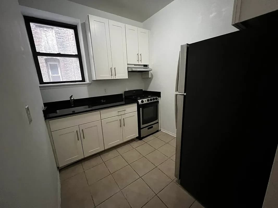 217 East 33 Street #5FW, Manhattan, NY 10016 apartment_kitchen 1