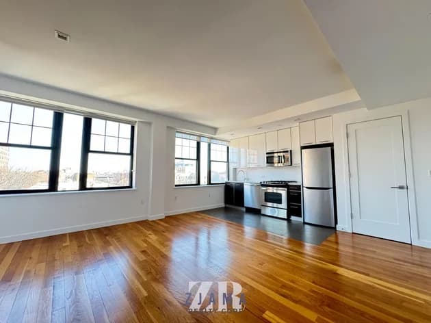 123 Parkside Avenue #6C, Brooklyn, NY 11226 - Image 1