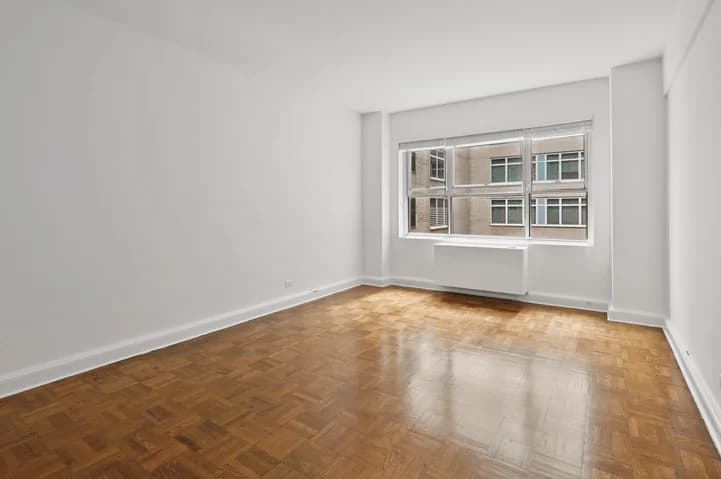 136 East 55 Street #9R, Manhattan, NY 10022 1