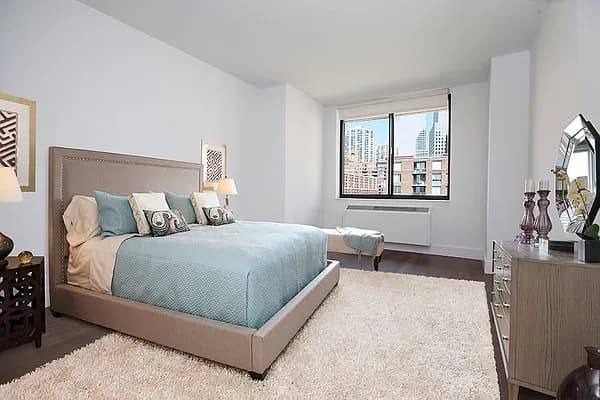 70 Battery Place #204, Manhattan, NY 10280 apartment_bedroom_room 1