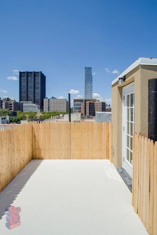 195 Stanton Street #6D, Manhattan, NY 10002 1