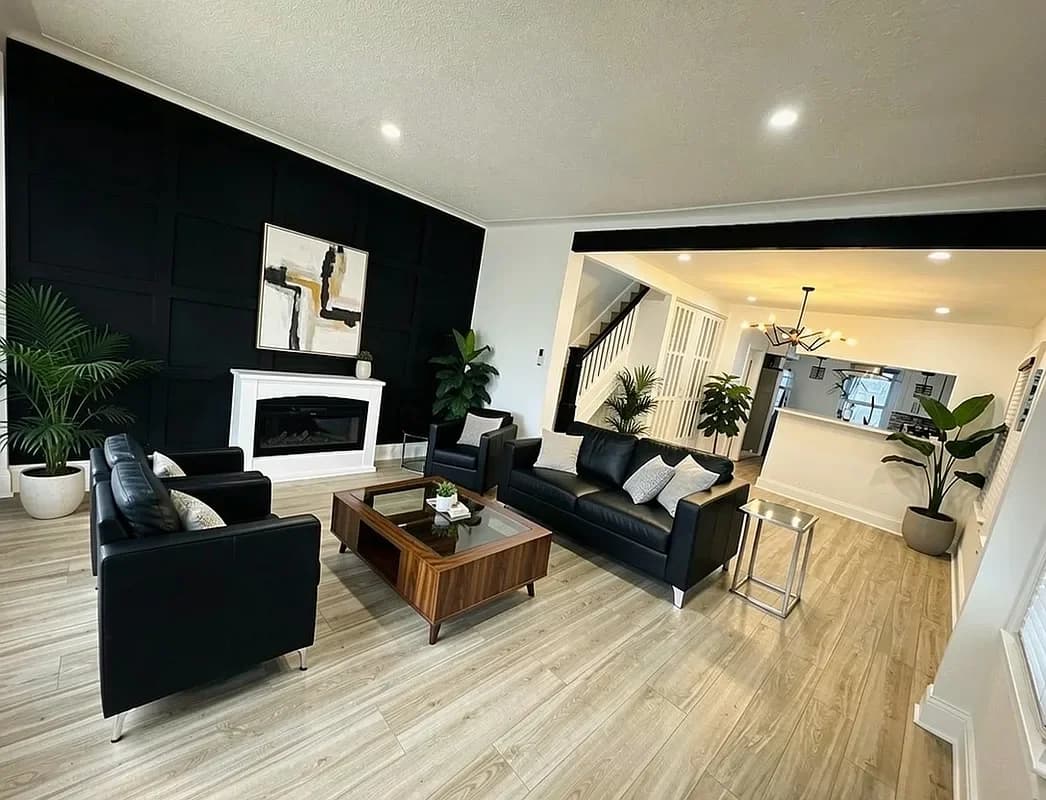 86-25 Van Wyck Expressway #708, Queens, NY 11435 apartment_living_room 1