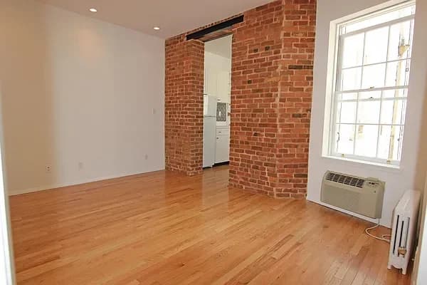 320 East 92 Street #5RE, Manhattan, NY 10128