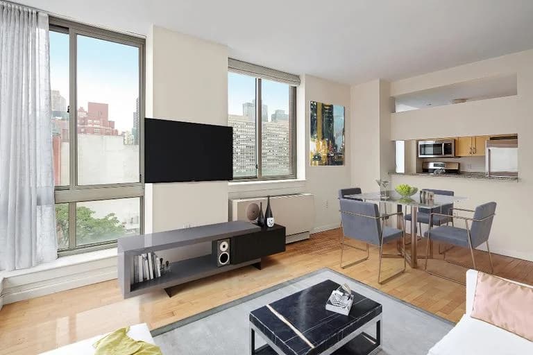 250 East 30 Street #9, Manhattan, NY 10016 apartment_dining_room 1