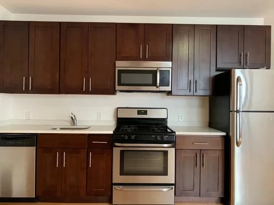 37-17 Ditmars Boulevard #2181-10, Queens, NY 11105