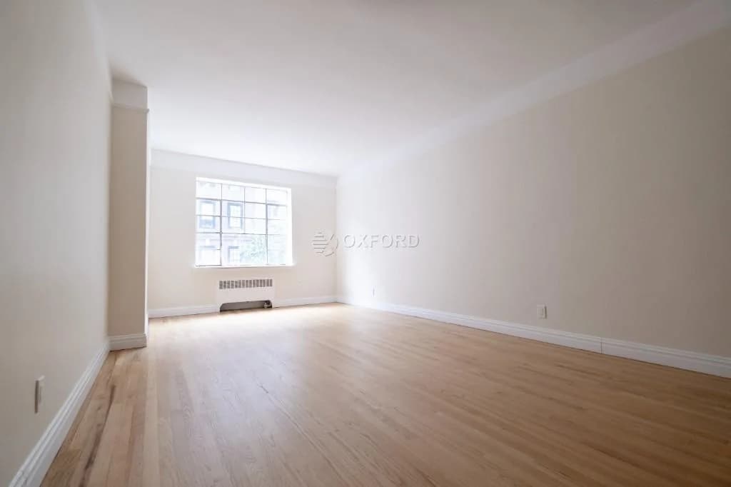 17 East 67 Street #2B, Manhattan, NY 10065 1