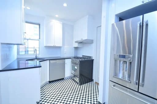 157 East 81 Street #9C, Manhattan, NY 10028
