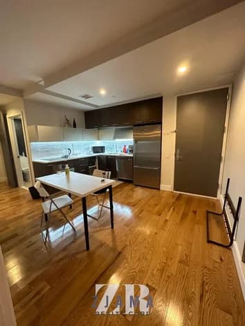 72 Willoughby Street #2C, Brooklyn, NY 11201