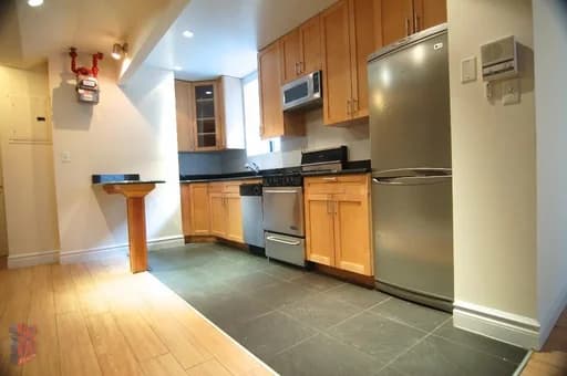 340 East 18 Street #LA, Manhattan, NY 10003