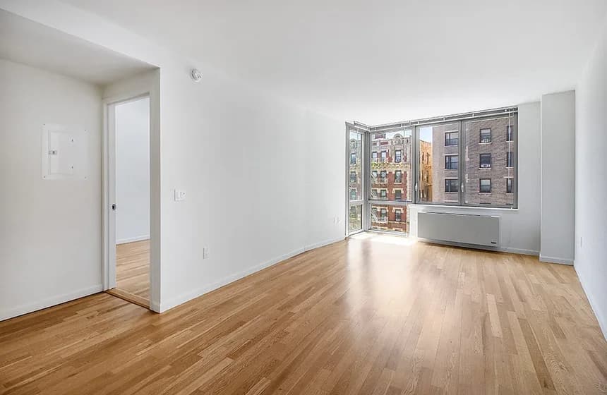 1 Morningside Drive #612, Manhattan, NY 10025 apartment_living_room 1