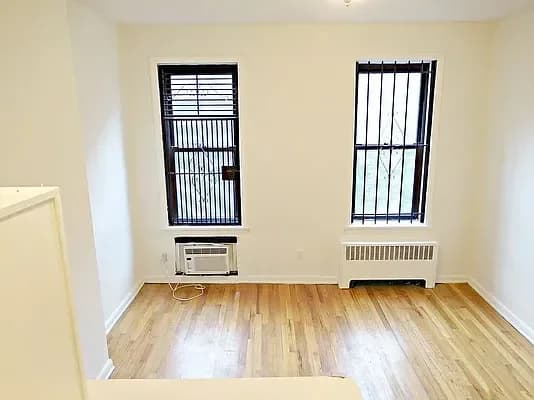 358 West 51 Street #EL, Manhattan, NY 10019