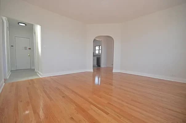 123 Waverly Place #PH-2, Manhattan, NY 10011 apartment_living_room 1