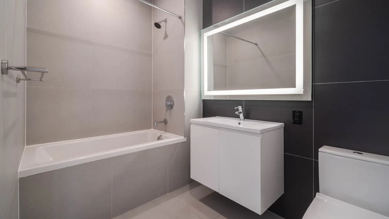 239 N 9 St #W326, Brooklyn, NY 11211 1