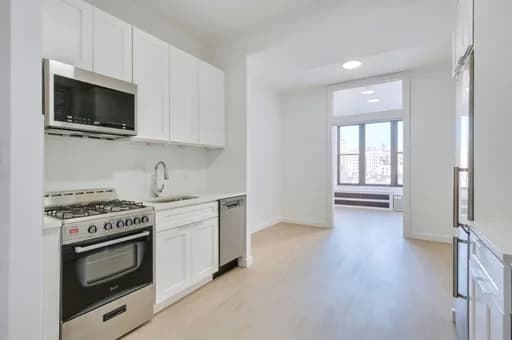 308 W 82 St #10B, Manhattan, NY 10024