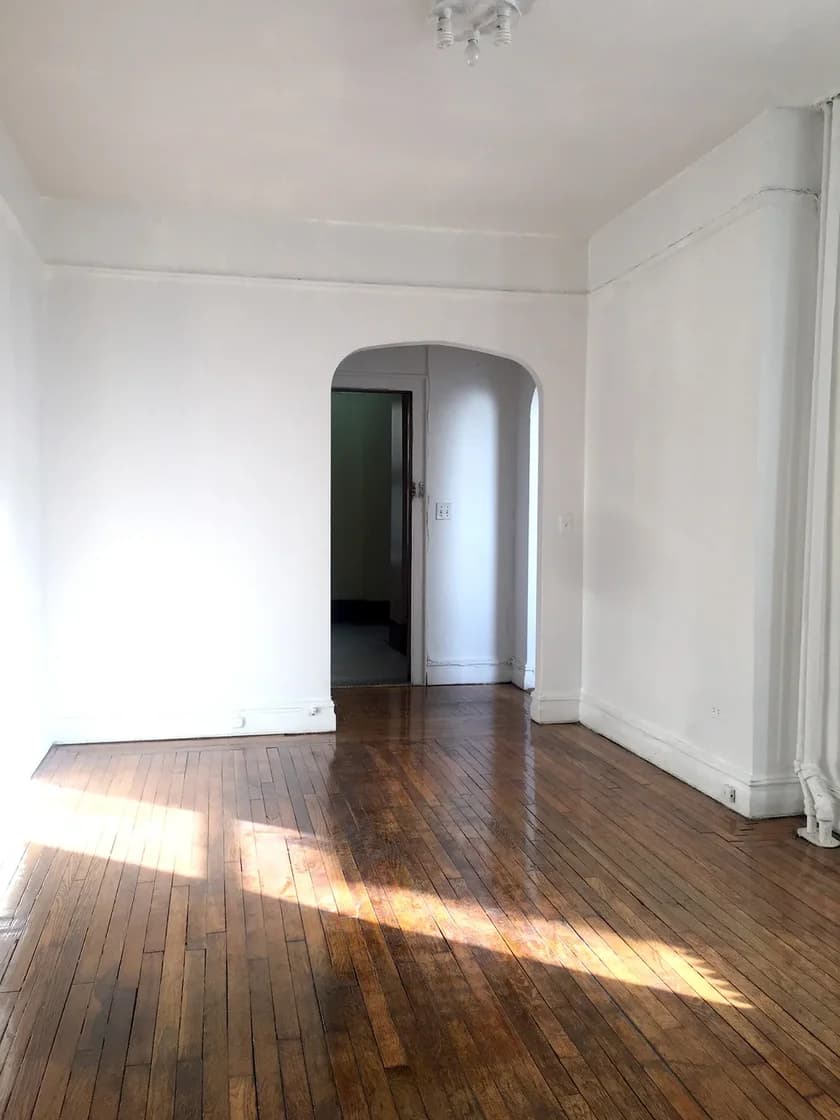 555 Edgecombe Avenue #14-K, Manhattan, NY 10032 apartment_living_room 1