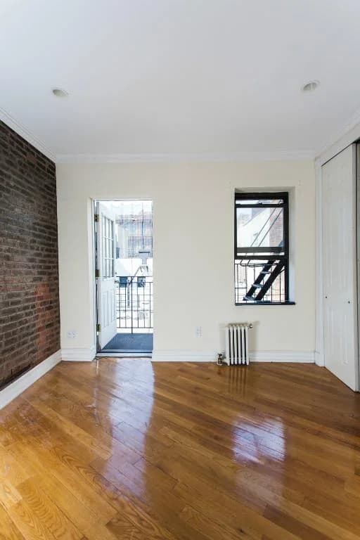 279 East 10 Street #13, Manhattan, NY 10009 1
