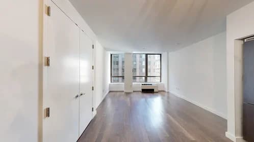 95 Wall Street #920, Manhattan, NY 10005
