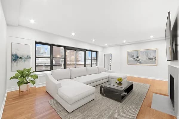 400 East 57 Street #PHD-E, Manhattan, NY 10022 apartment_living_room 1