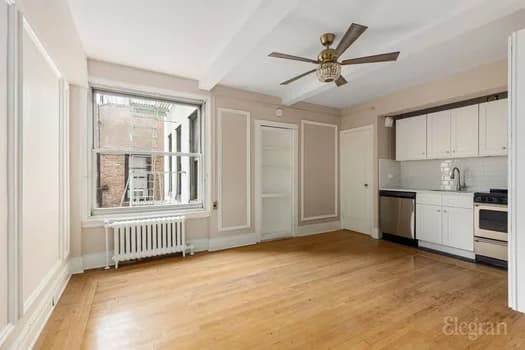 325 West 45 Street #720, Manhattan, NY 10036