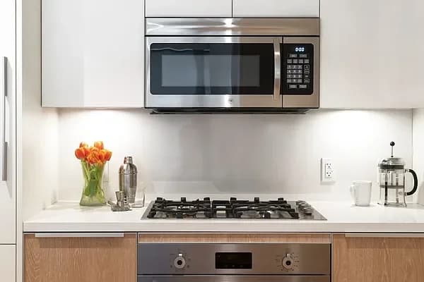 19 Dutch Street #49C, Manhattan, NY 10038