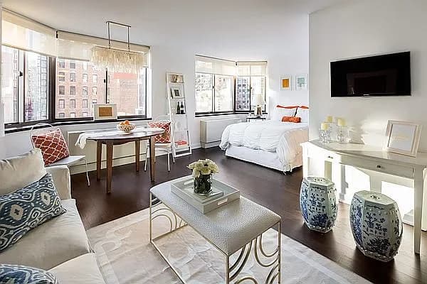 77 West 24 Street #24A, Manhattan, NY 10010 apartment_living_room 1