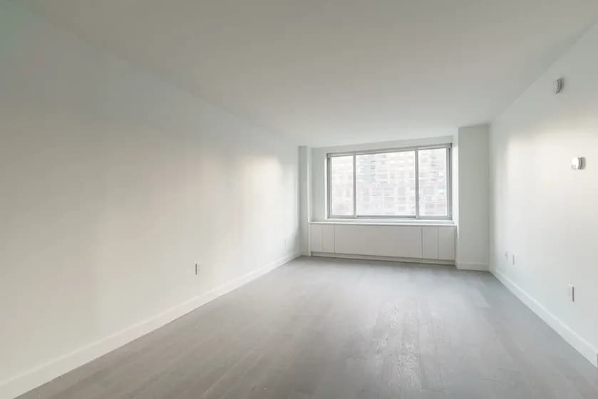 101 West End Avenue #12J, Manhattan, NY 10069 apartment_living_room 1