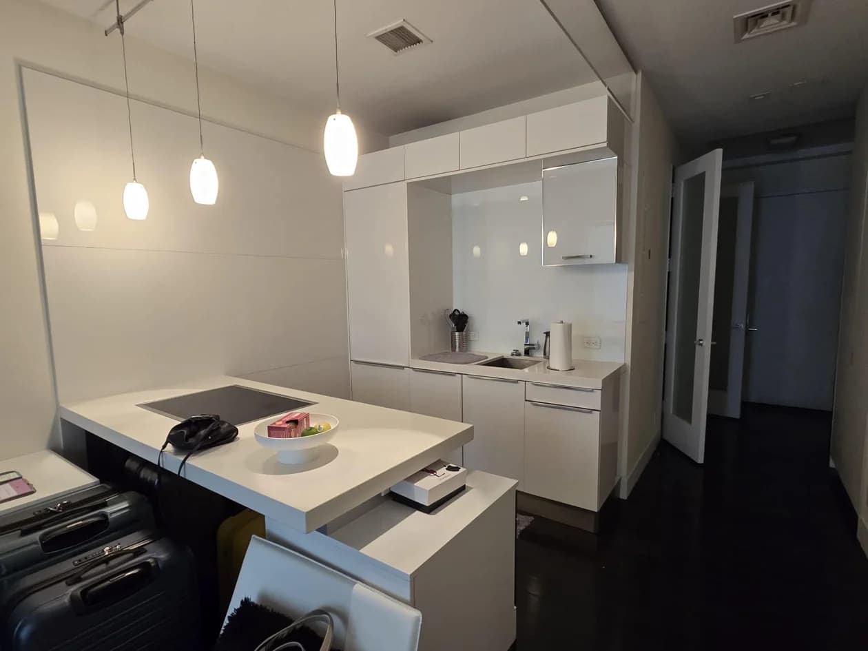 111 Fulton St #323, Manhattan, NY 10038 1