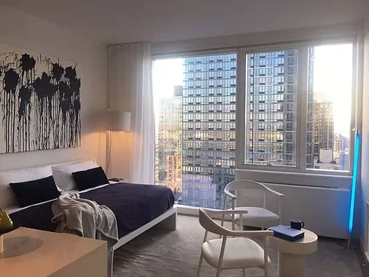 28-16 Jackson Ave #10H, Queens, NY 11101 apartment_living_room 1