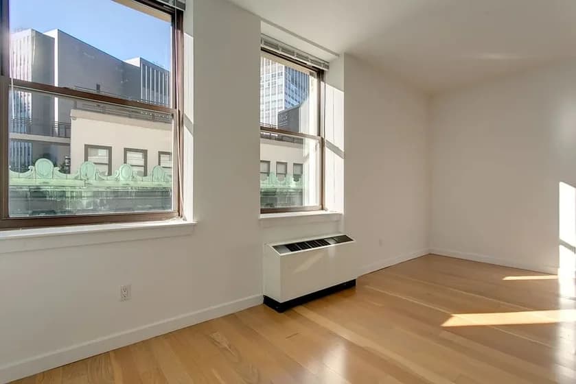 37 Wall Street #15R, Manhattan, NY 10005 apartment_living_room 1