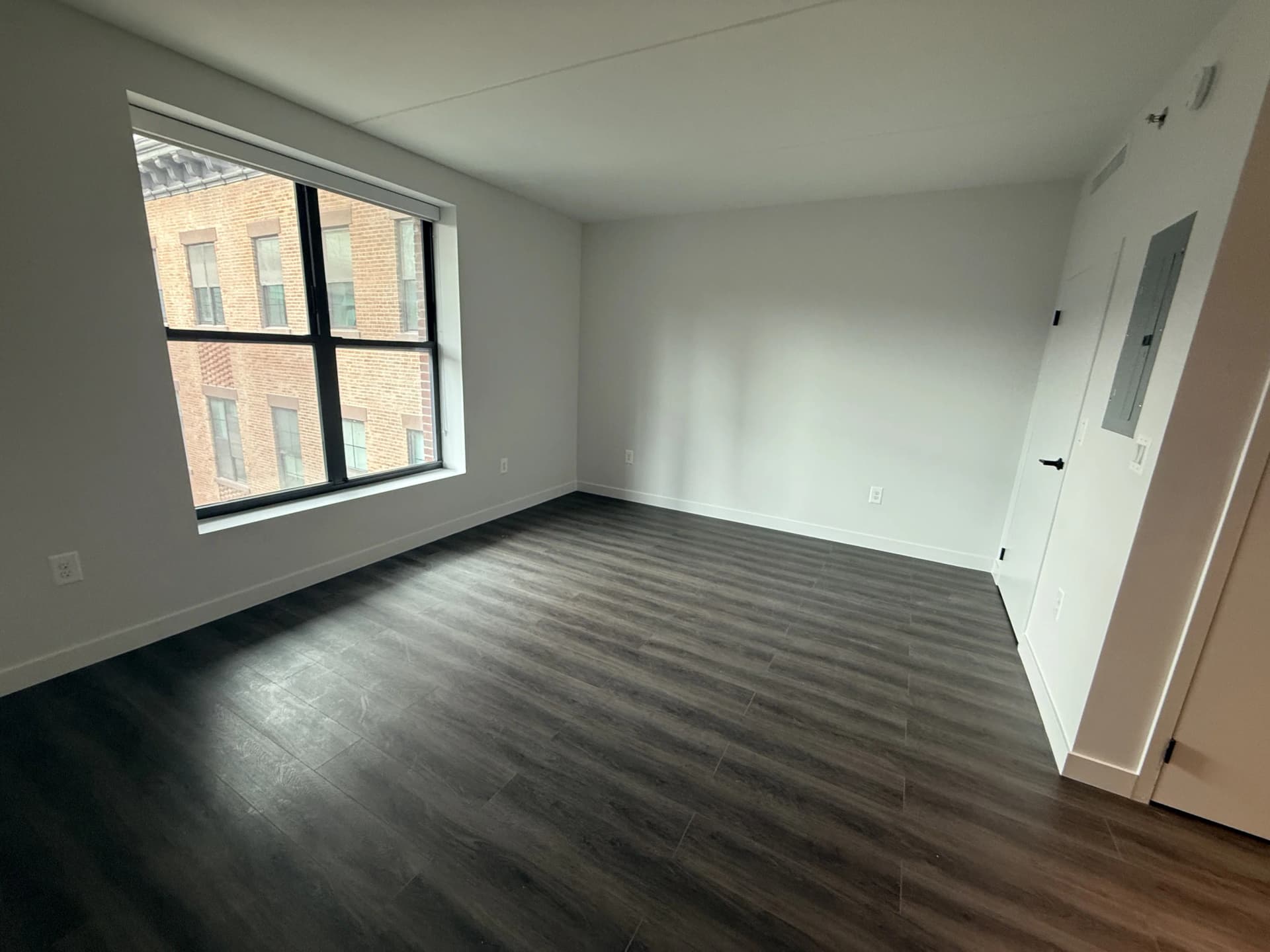 788 Willoughby Ave #501, Brooklyn, NY 11206 apartment_living_room 1