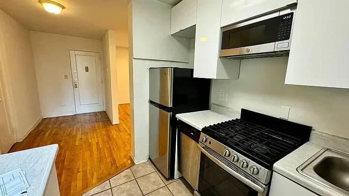 161 Stanton Street #4, Manhattan, NY 10002 apartment_kitchen 1